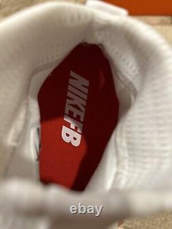 Chaussures de football Nike Vapor Untouchable 2 à crampons blancs et rouges 924113-161 taille 14 pour hommes