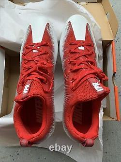 Chaussures de football Nike Vapor Untouchable Pro CF à crampons rouge et blanc, 922898-161, taille pour hommes 14.5.