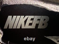 Chaussures de football Nike Vapor Untouchable Pro pour hommes, taille 14, noir/gris 833385-002
