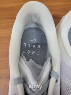 Chaussures de football à crampons Nike Men's Vapor Untouchable Speed 3 TD 917166-101 Gris Taille 12