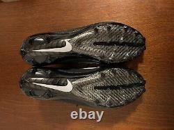 Crampons de football Nike Vapor Untouchable Pro 3 en taille 12 pour hommes, noir AQ8786-010.