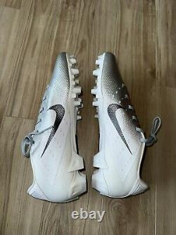 Crampons de football Nike Vapor Untouchable Speed 3 TD pour hommes blanc/métallique taille 13